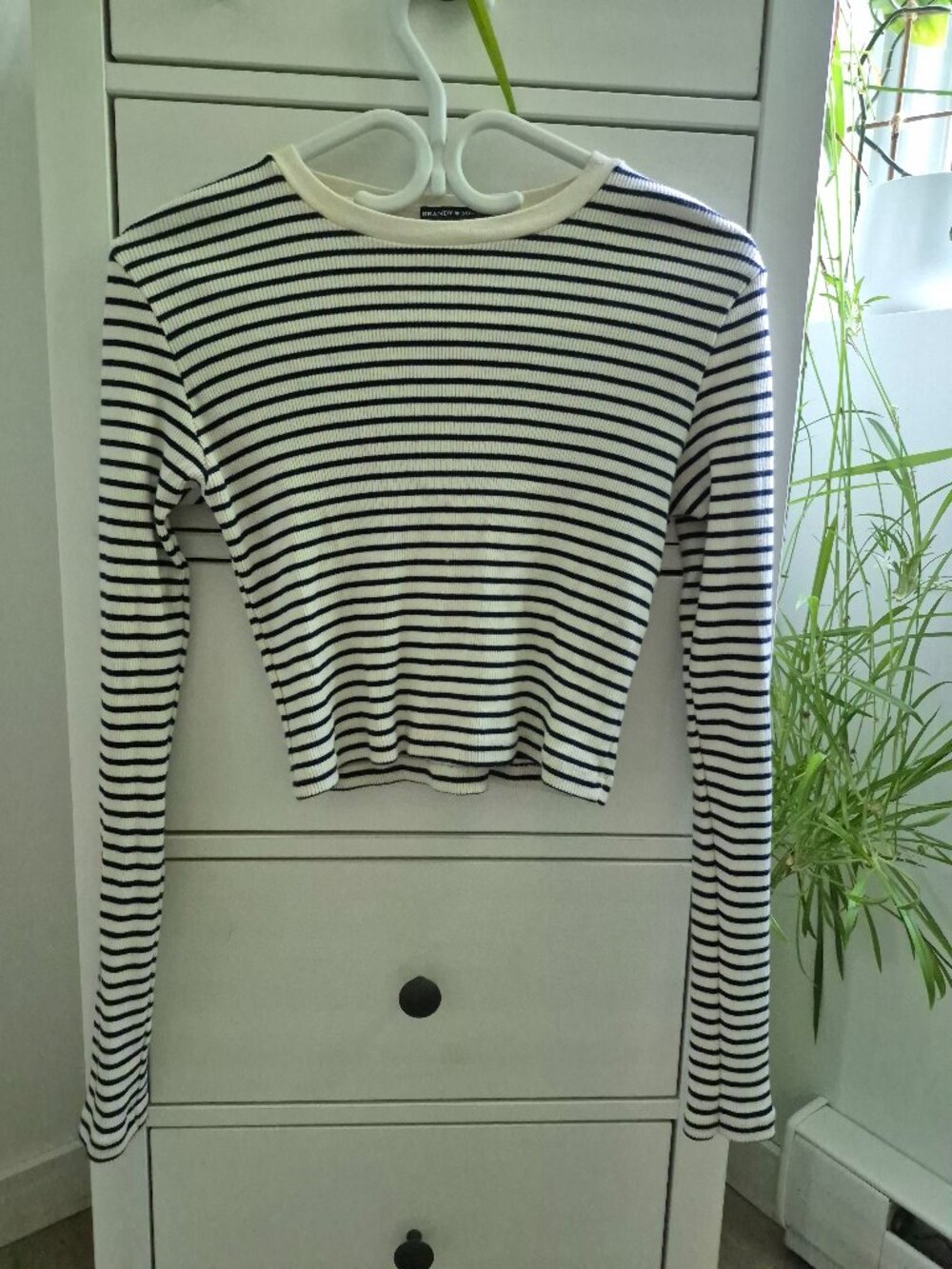 BRANDY MELVILLE SHIRT